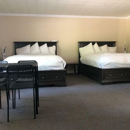 Timberland Motel & Restaurant 서식스 외부 사진